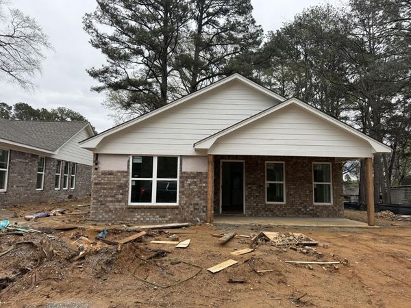 400 S Smith St., Tupelo, MS 38801