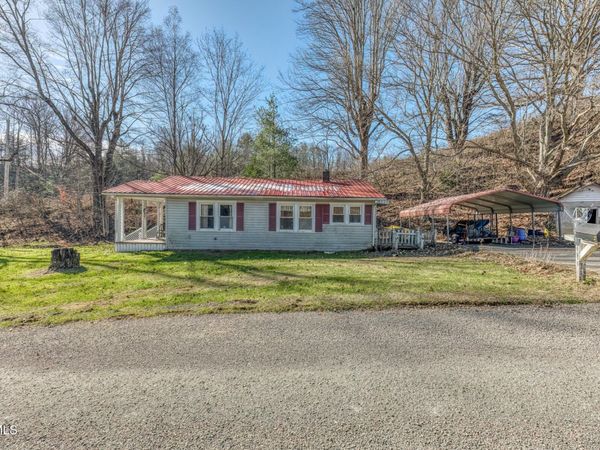 141 Canter Road, Trade, TN 37691