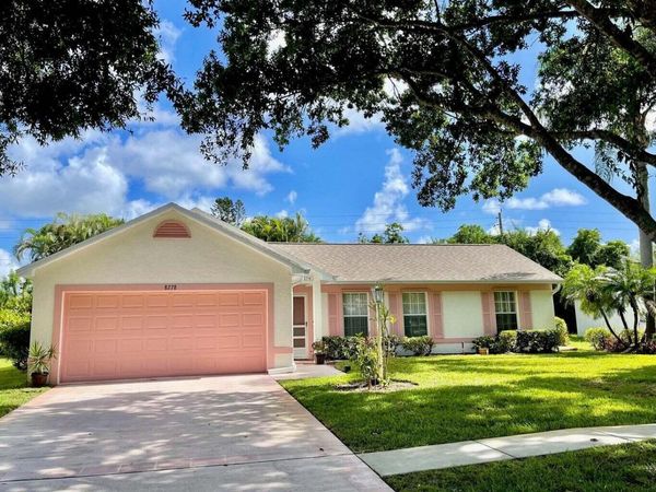 8278 Sand Pine Circle, Port St. Lucie, FL 34952