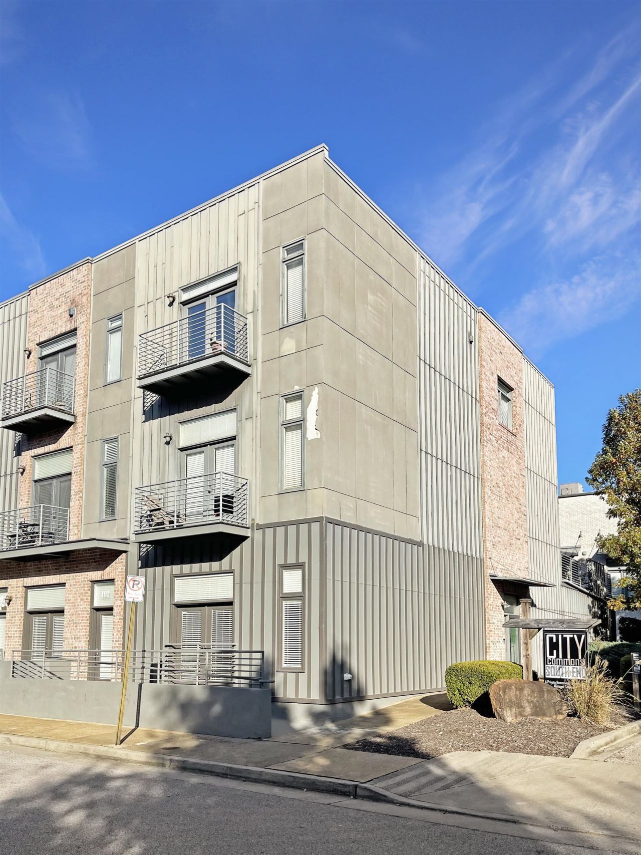 620 Tennessee St, Unit 102, Memphis, TN 38103 Main Photo