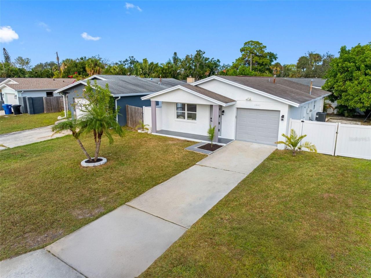 1861 Shore Acres Boulevard Ne, Saint Petersburg, FL 33703 Photo