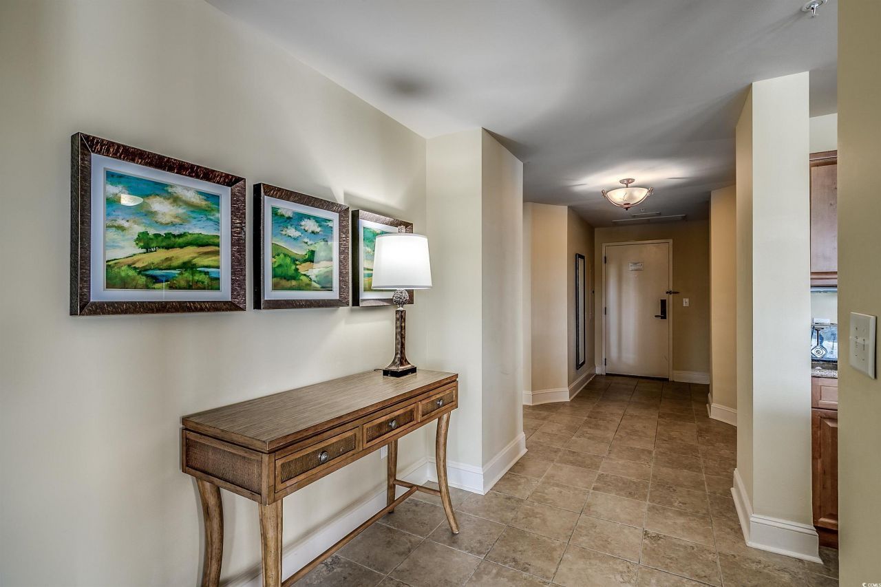 8121 Amalfi Pl. Photo 10