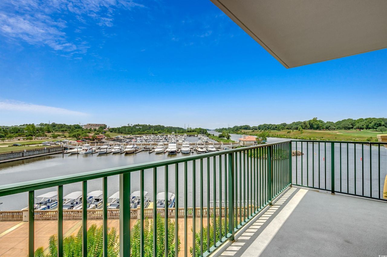 8121 Amalfi Pl. Photo 22