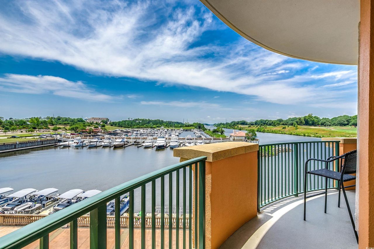 8121 Amalfi Pl. Photo 28