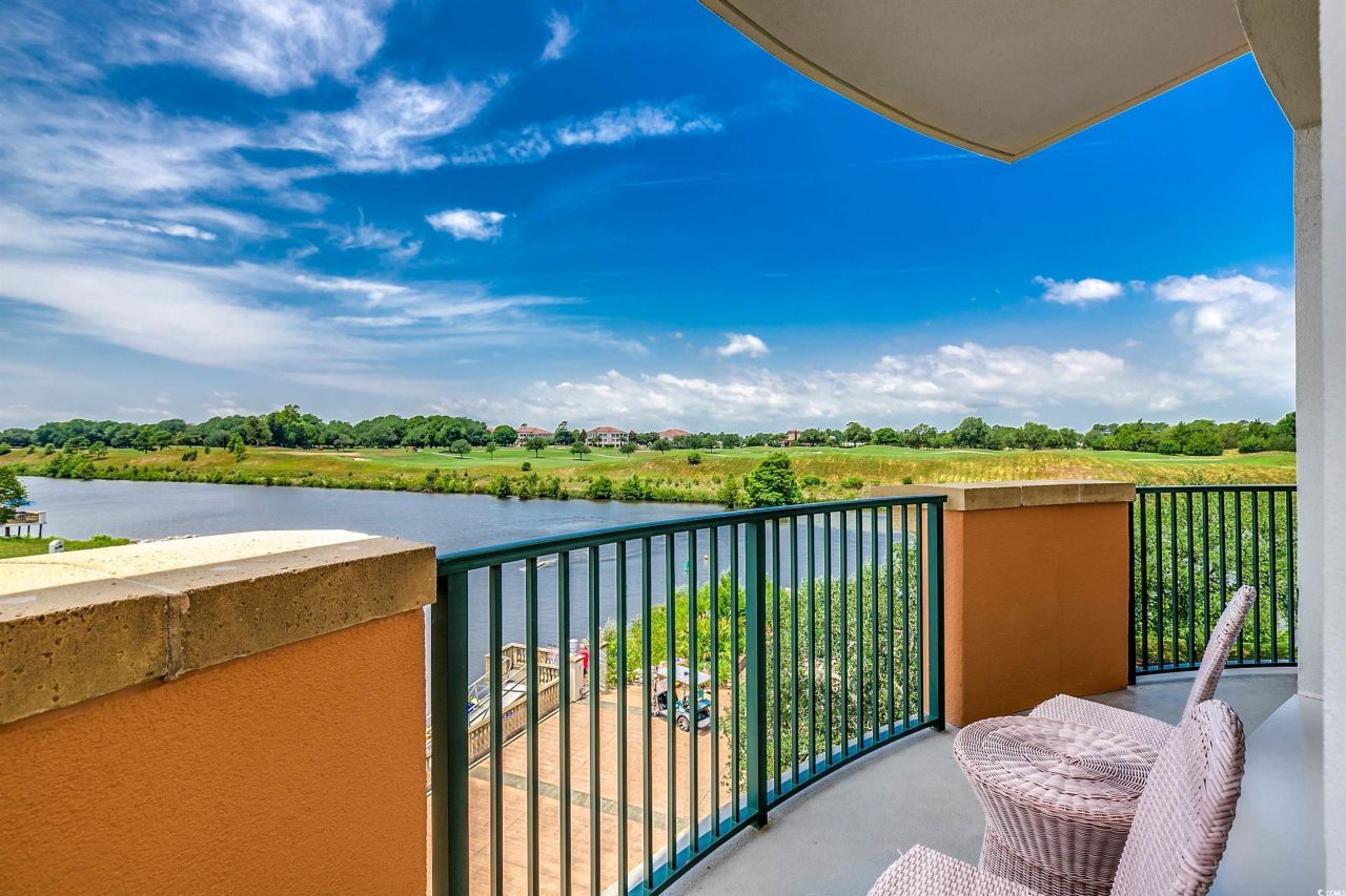 8121 Amalfi Pl. Photo 29