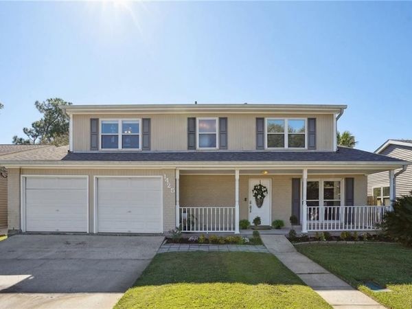 1425 DRAKE Lane, Gretna, LA 70056