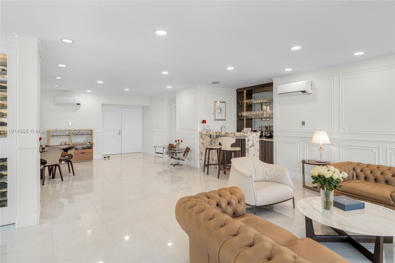 16275 Collins Ave, Unit UPH1, Sunny Isles Beach, FL 33160 Photo