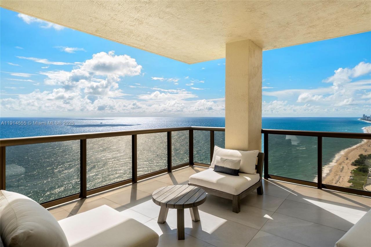 16275 Collins Ave, Unit UPH1, Sunny Isles Beach, FL 33160 Photo
