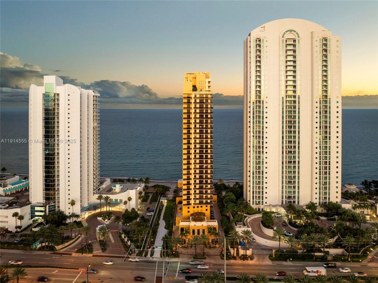 16275 Collins Ave, Unit UPH1, Sunny Isles Beach, FL 33160 Photo