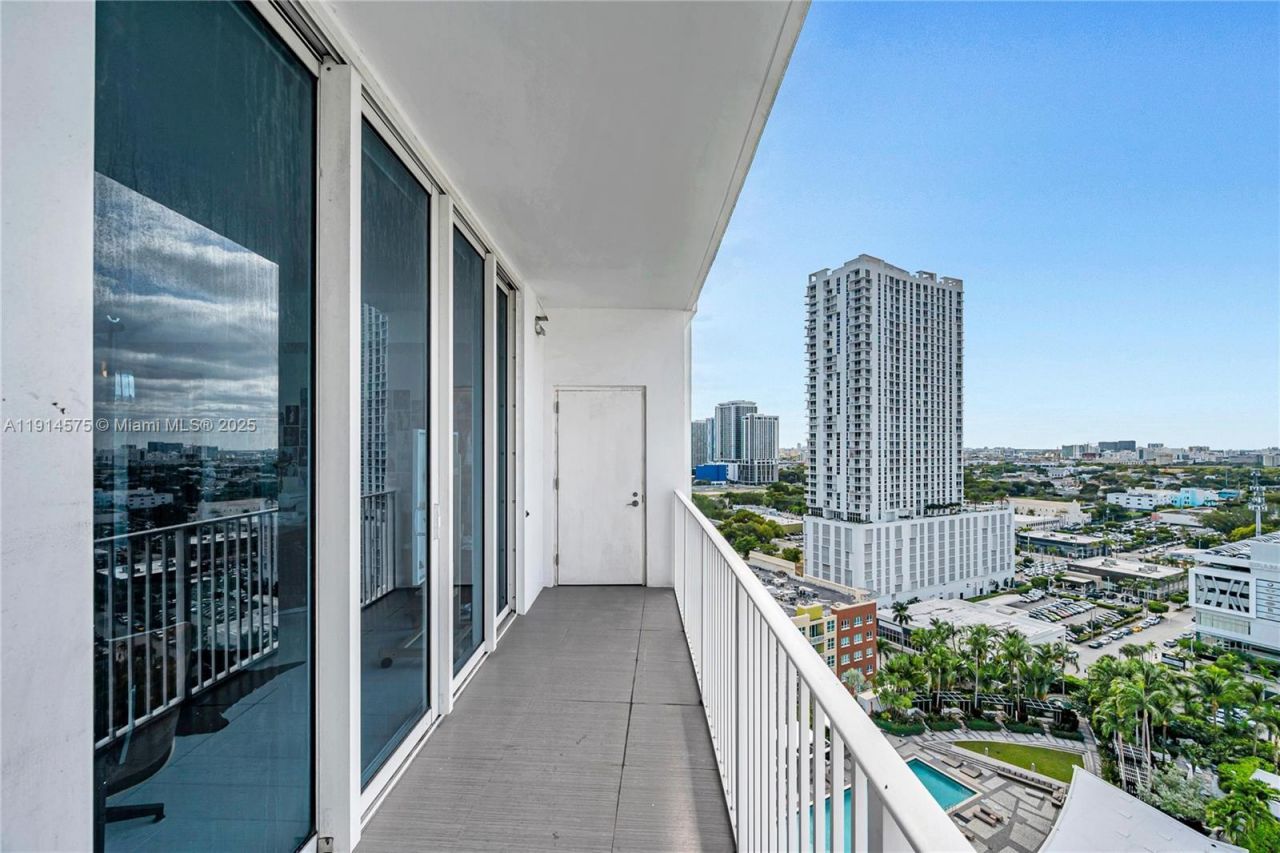 2020 N Bayshore Dr, Unit 1906, Miami, FL 33137 Photo