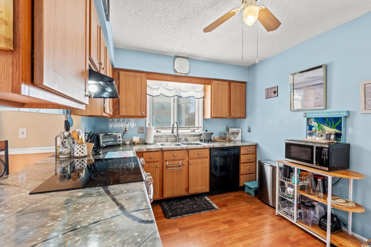 308 Killarney Dr. Photo 9