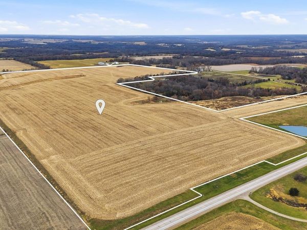 Land RTE W40, Bonaparte, IA 52620