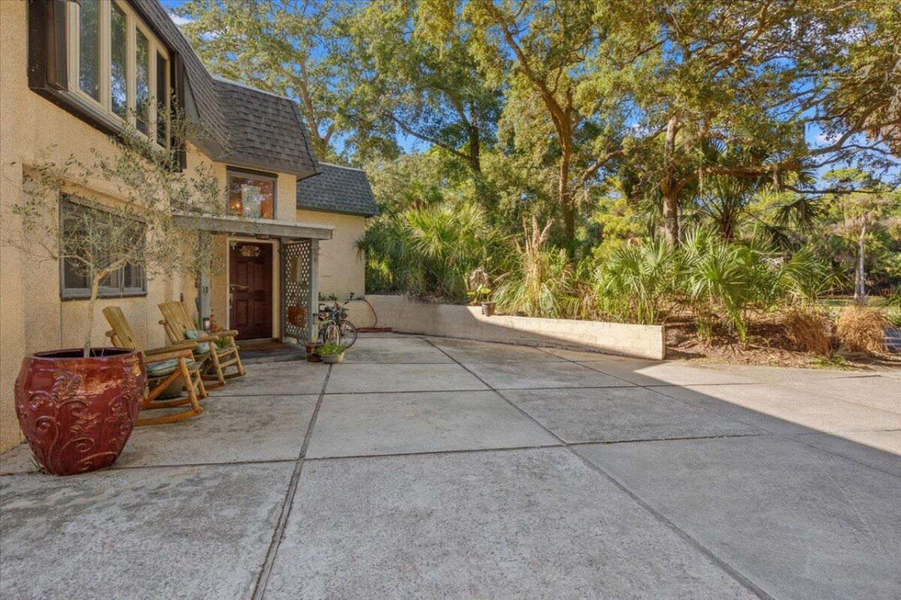 573 Remora Drive Photo 14