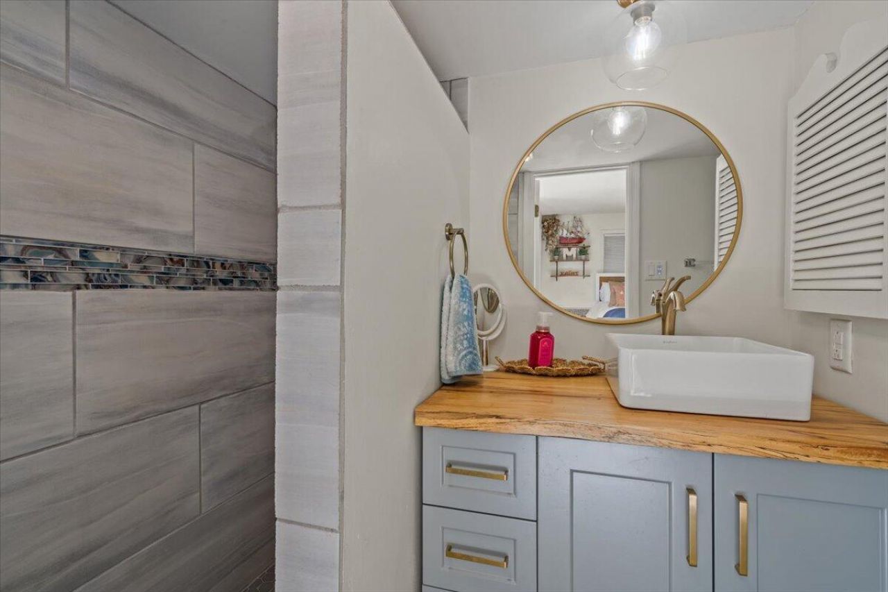 573 Remora Drive Photo 34