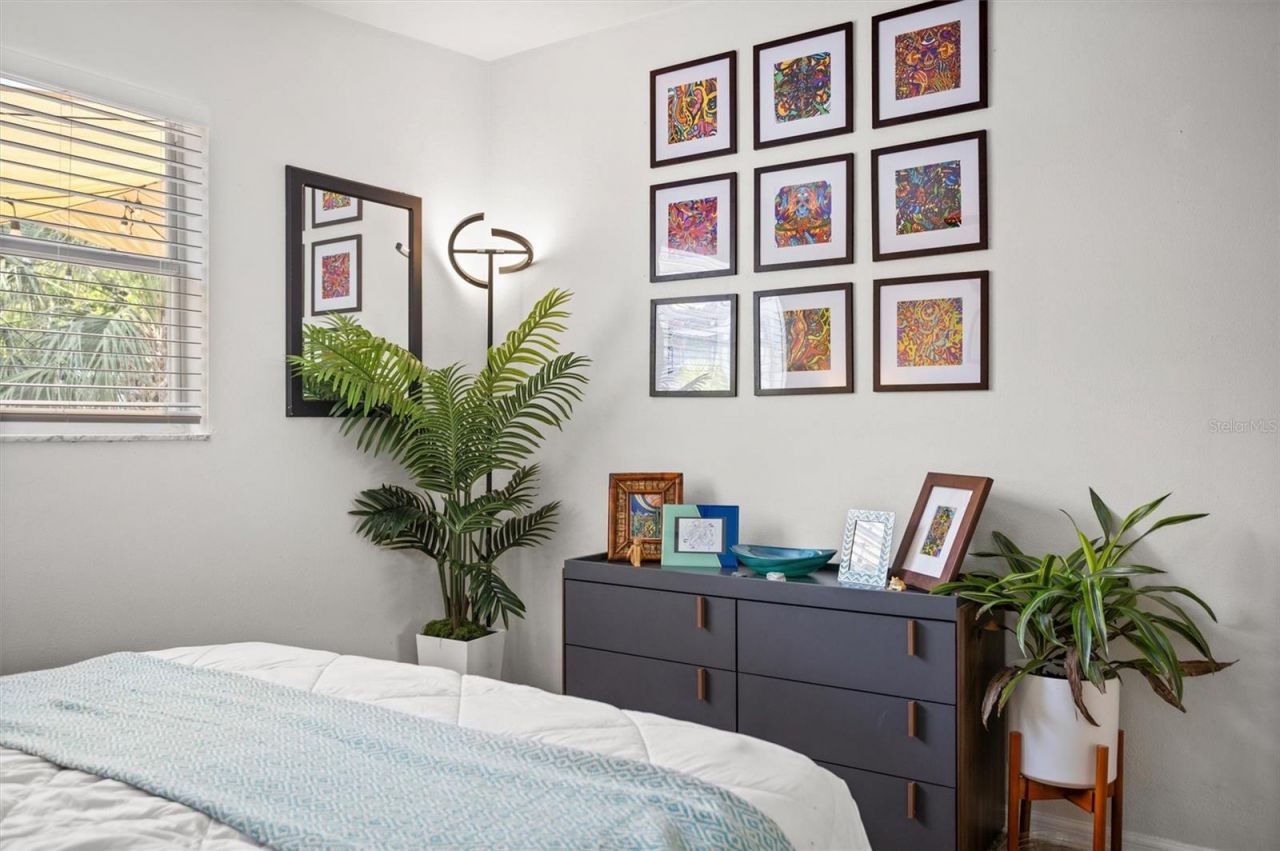 1018 55th Avenue N, Saint Petersburg, FL 33703 Photo