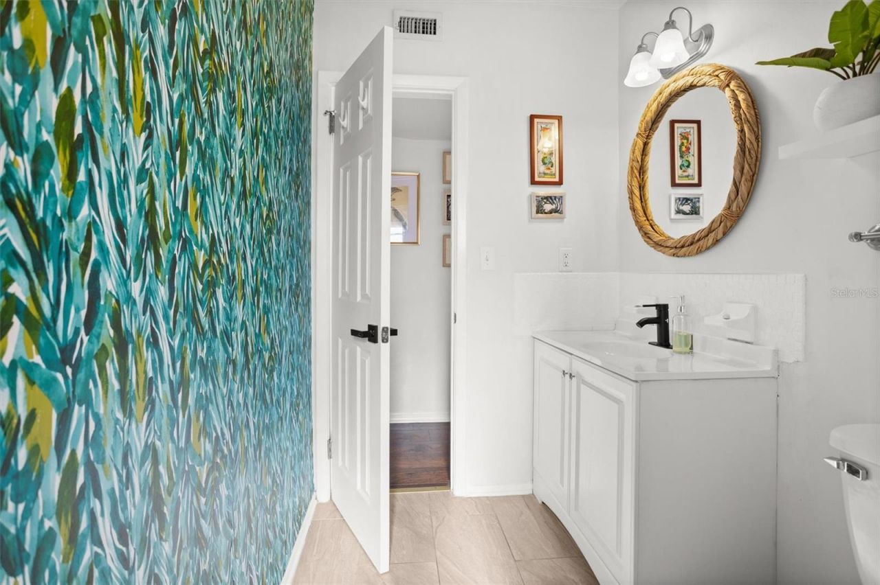 1018 55th Avenue N, Saint Petersburg, FL 33703 Photo