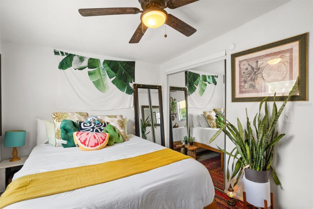 1018 55th Avenue N, Saint Petersburg, FL 33703 Photo