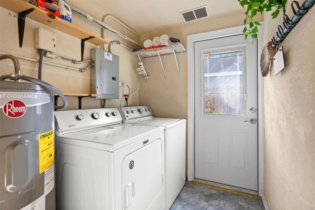 1018 55th Avenue N, Saint Petersburg, FL 33703 Photo