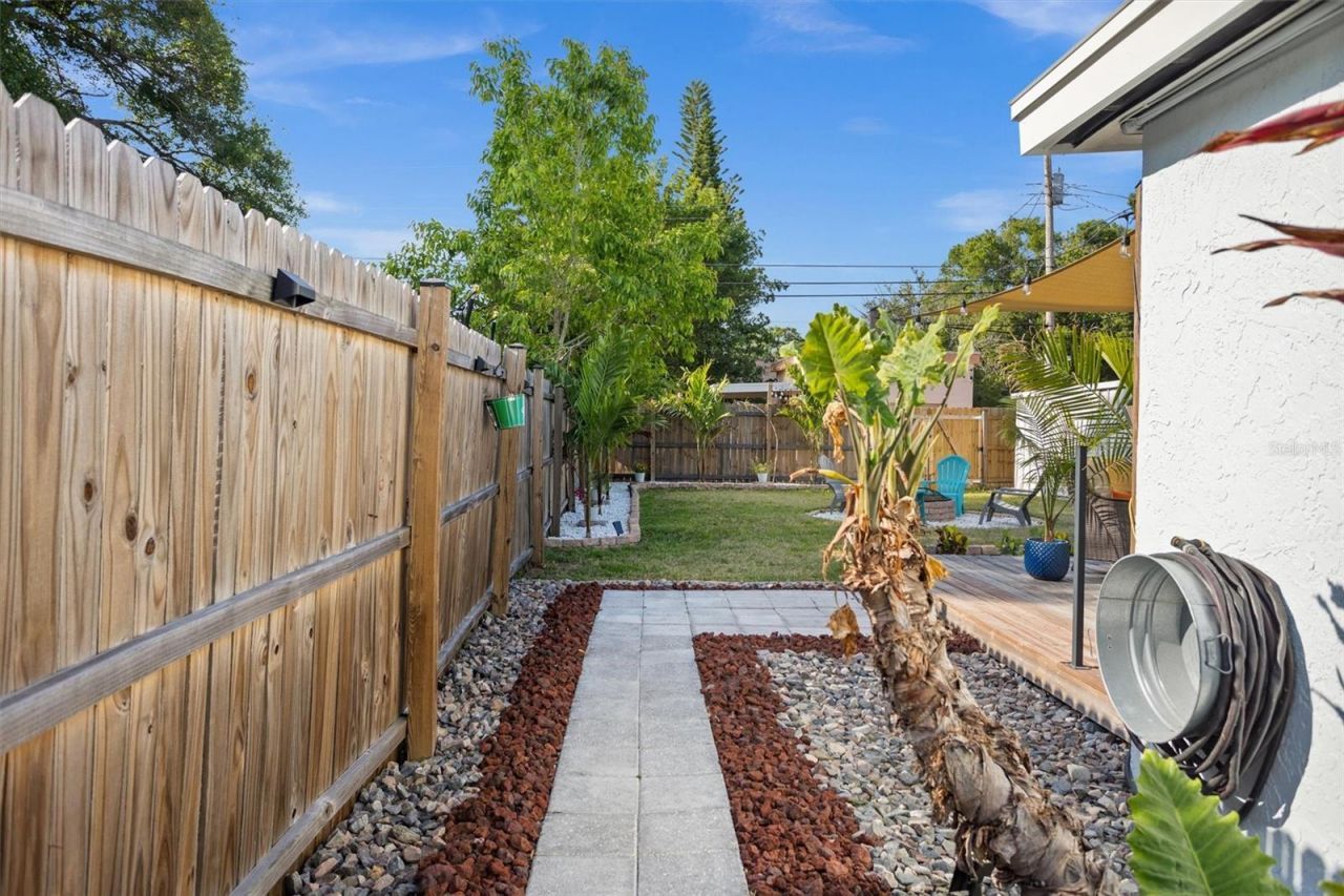 1018 55th Avenue N, Saint Petersburg, FL 33703 Photo