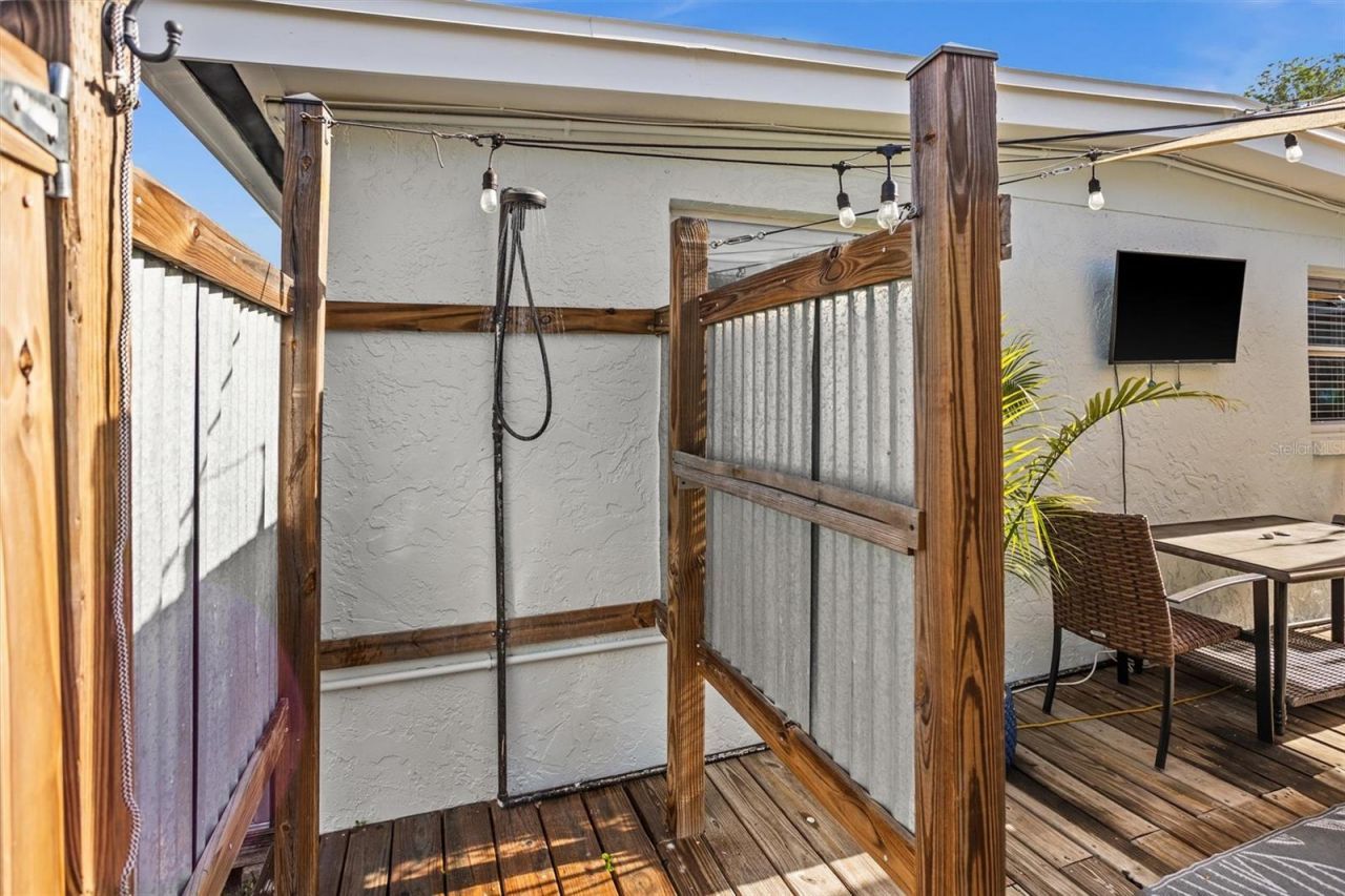 1018 55th Avenue N, Saint Petersburg, FL 33703 Photo