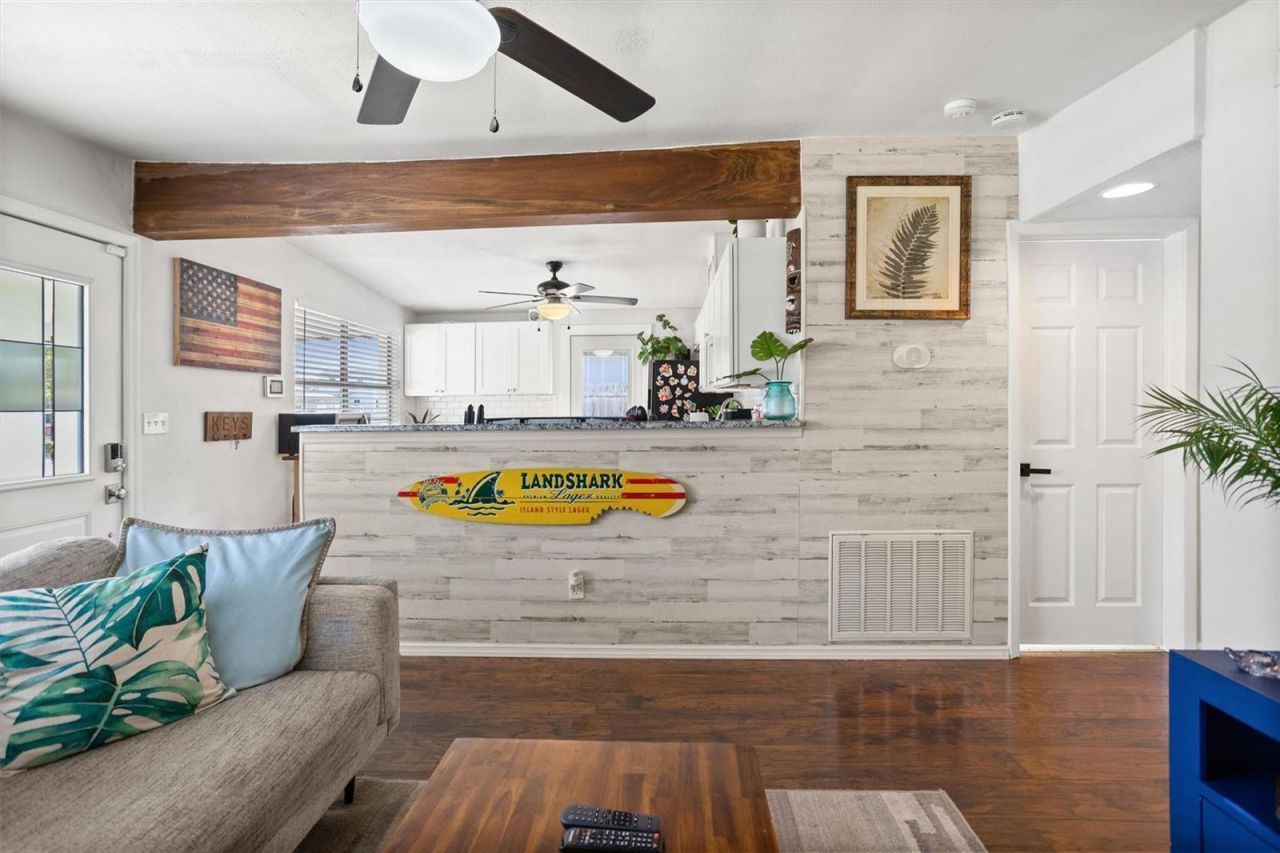 1018 55th Avenue N, Saint Petersburg, FL 33703 Photo