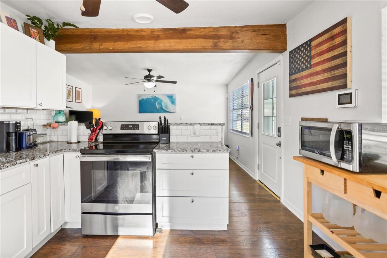 1018 55th Avenue N, Saint Petersburg, FL 33703 Photo