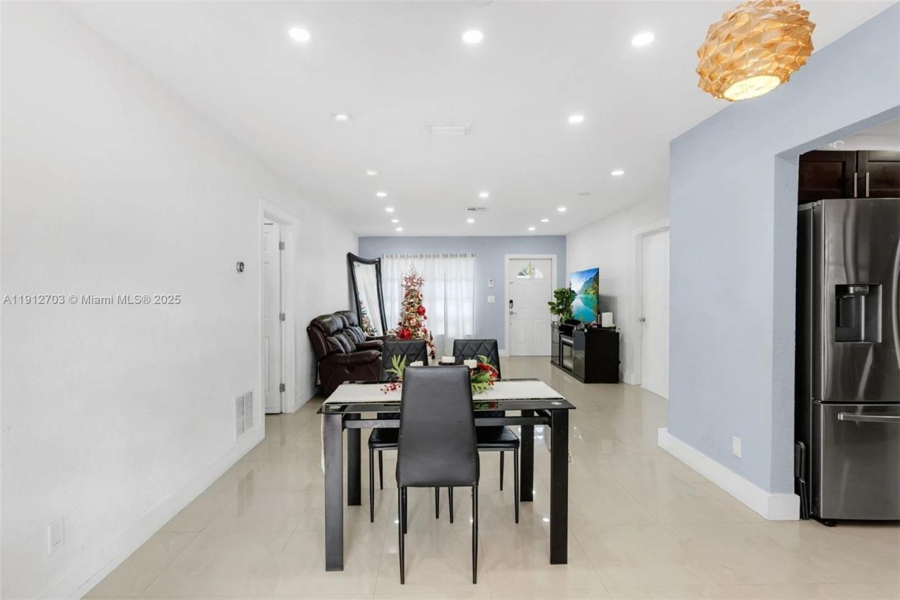 1820 N 27th Ave, Hollywood, FL 33020 Photo