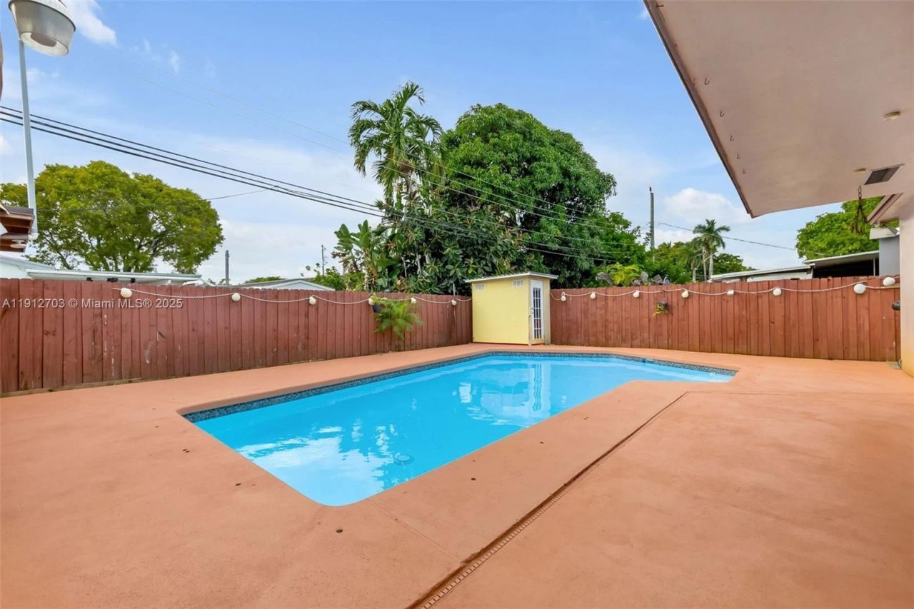 1820 N 27th Ave, Hollywood, FL 33020 Photo