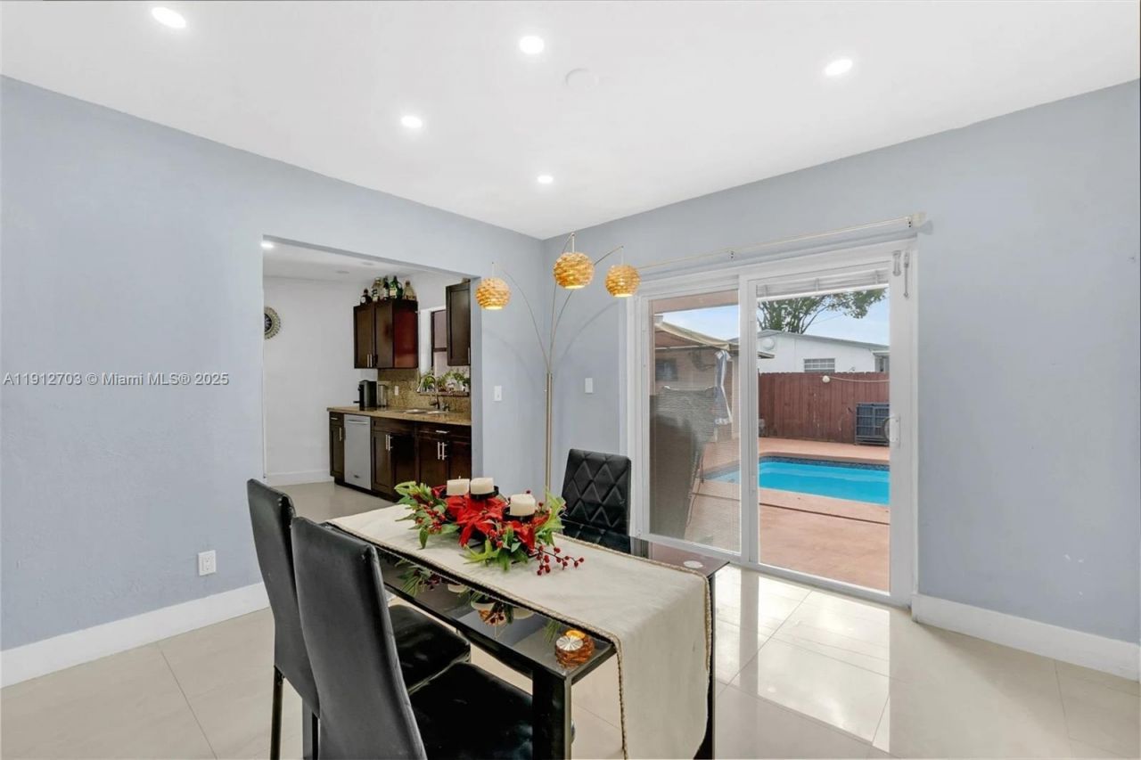 1820 N 27th Ave, Hollywood, FL 33020 Photo