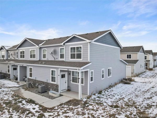 301 S 4th Court, Deer Trail, CO 80105