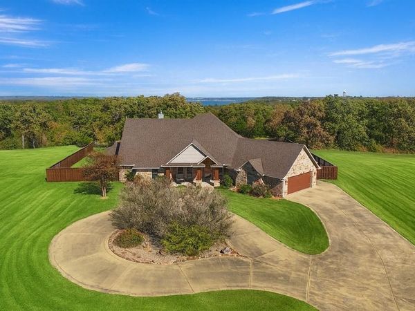 168 Texoma Bluffs Circle, Gordonville, TX 76245