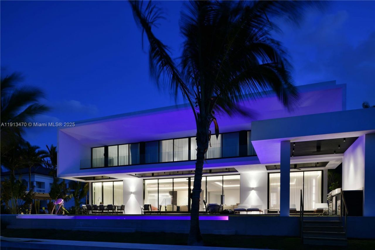 375 N Hibiscus Dr, Miami Beach, FL 33139 Photo