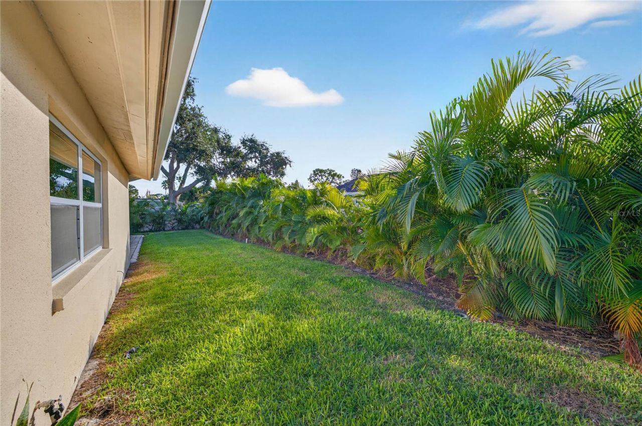 5833 25th Street S, Saint Petersburg, FL 33712 Photo