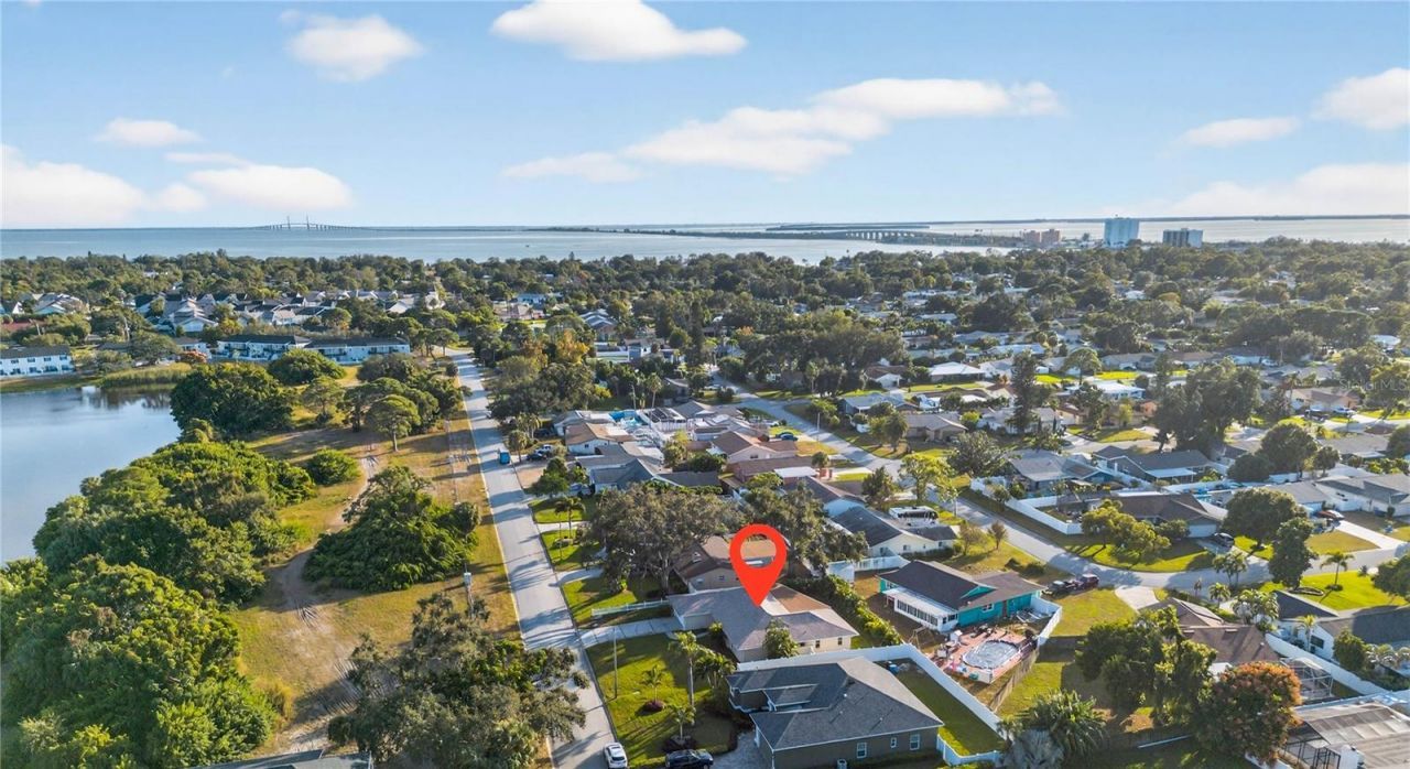 5833 25th Street S, Saint Petersburg, FL 33712 Photo