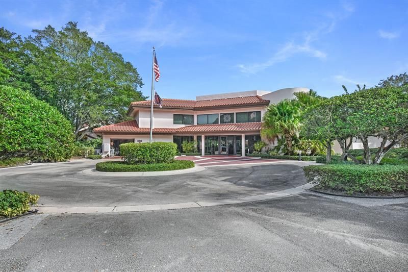 6040 SE Martinique Dr, Unit 201, Stuart, FL 34997 Photo