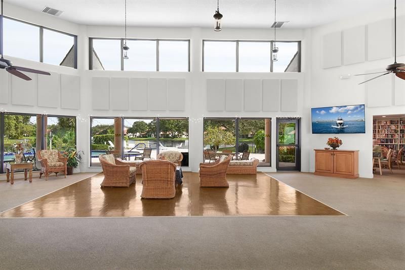 6040 SE Martinique Dr, Unit 201, Stuart, FL 34997 Photo