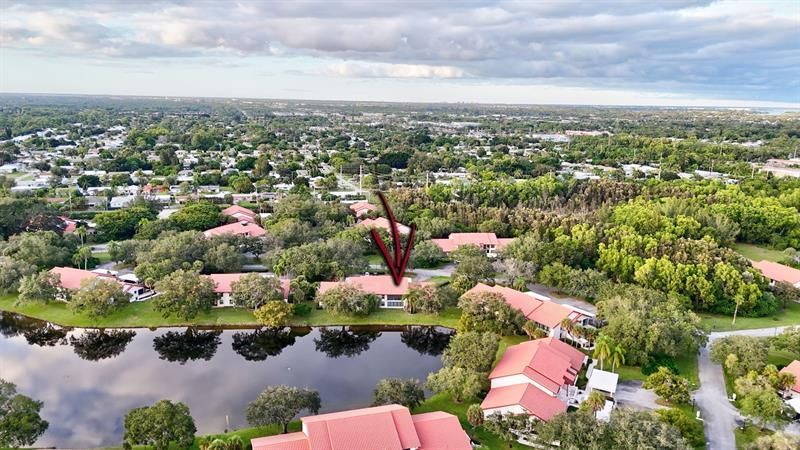 6040 SE Martinique Dr, Unit 201, Stuart, FL 34997 Photo