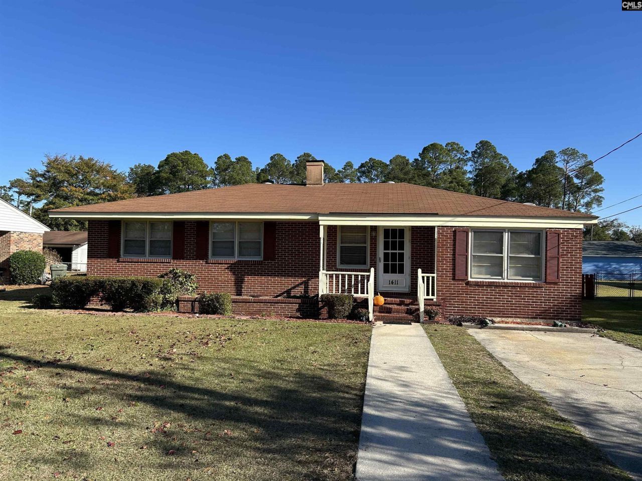 1411 E harrison EXT Street Dillon, SC 29536