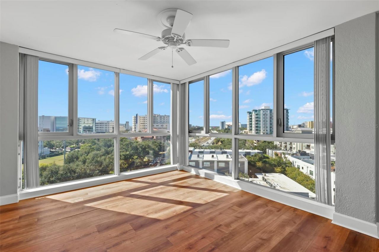 470 3rd Street S, Unit 921, Saint Petersburg, FL 33701 Photo