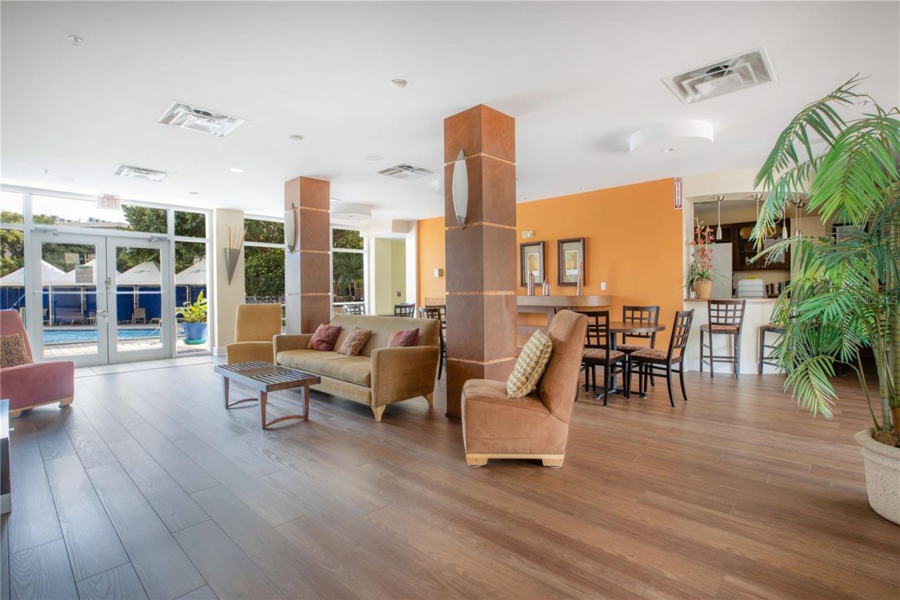 470 3rd Street S, Unit 921, Saint Petersburg, FL 33701 Photo