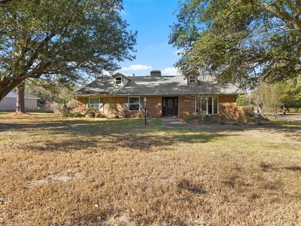110 Magnolia Street, Pittsburg, TX 75686