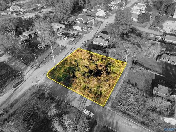 0.32 acres Park Street, Florence, AL 35630