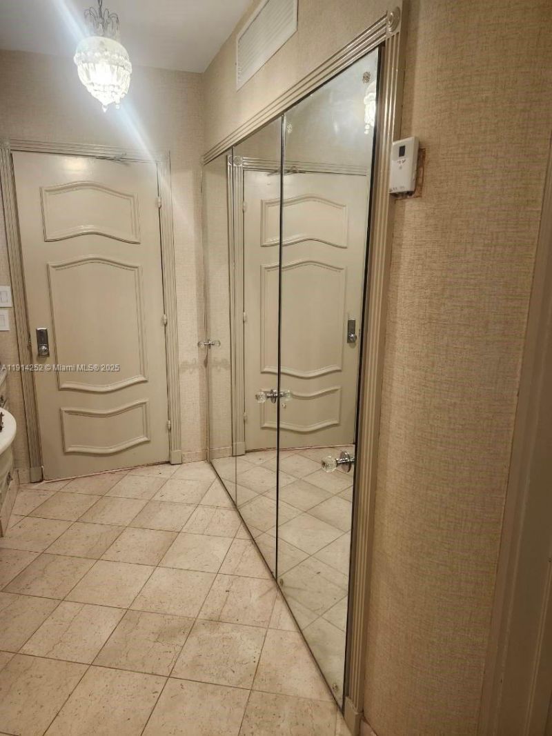 7945 Sunset Dr, Miami, FL 33143 Photo