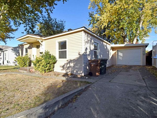 713-715 4th Street, Clarkston, WA 99403