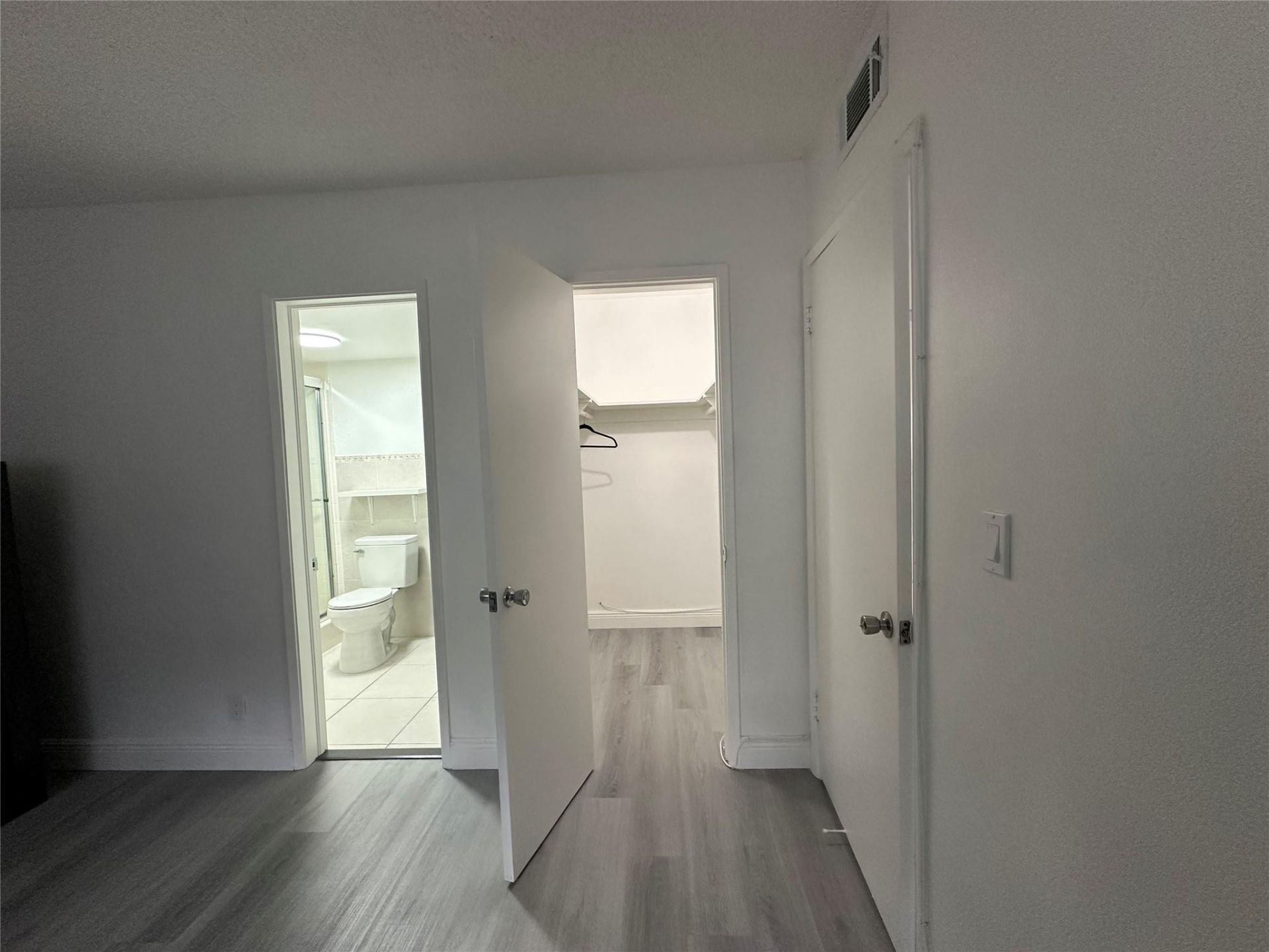 651 Pine Drive, Unit 204, Pompano Beach, FL 33060 Photo