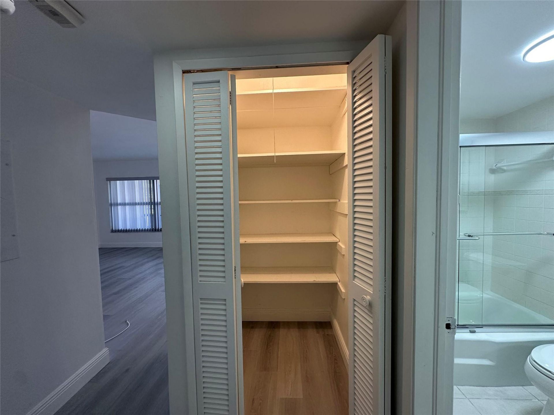 651 Pine Drive, Unit 204, Pompano Beach, FL 33060 Photo