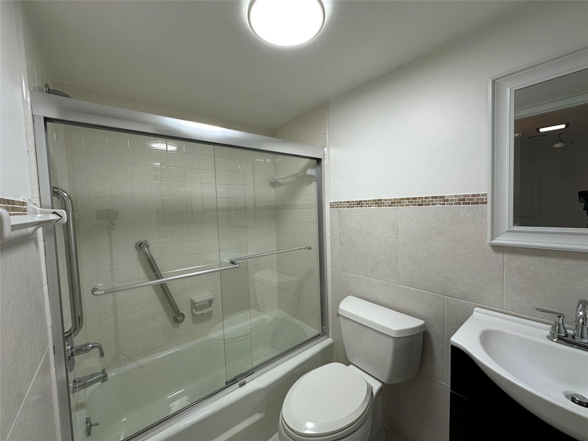 651 Pine Drive, Unit 204, Pompano Beach, FL 33060 Photo