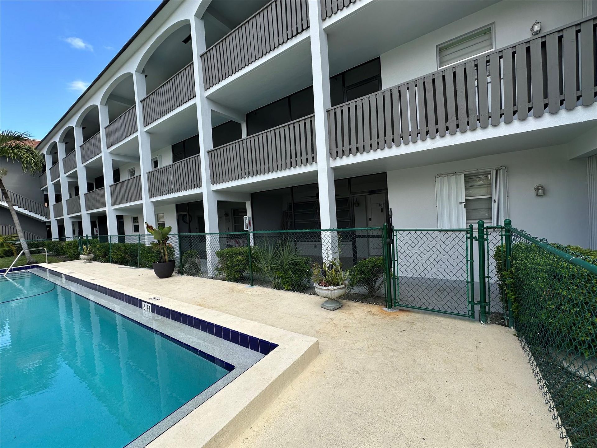 651 Pine Drive, Unit 204, Pompano Beach, FL 33060 Photo