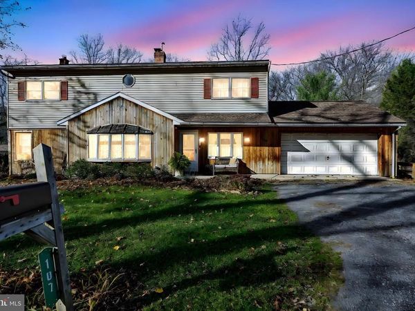 107 MOONSHINE ROAD, JONESTOWN, PA 17038