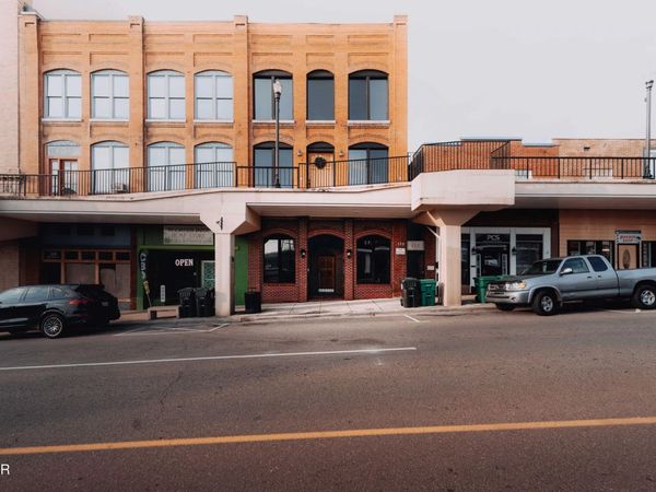 111 E Main Street, Morristown, TN 37814